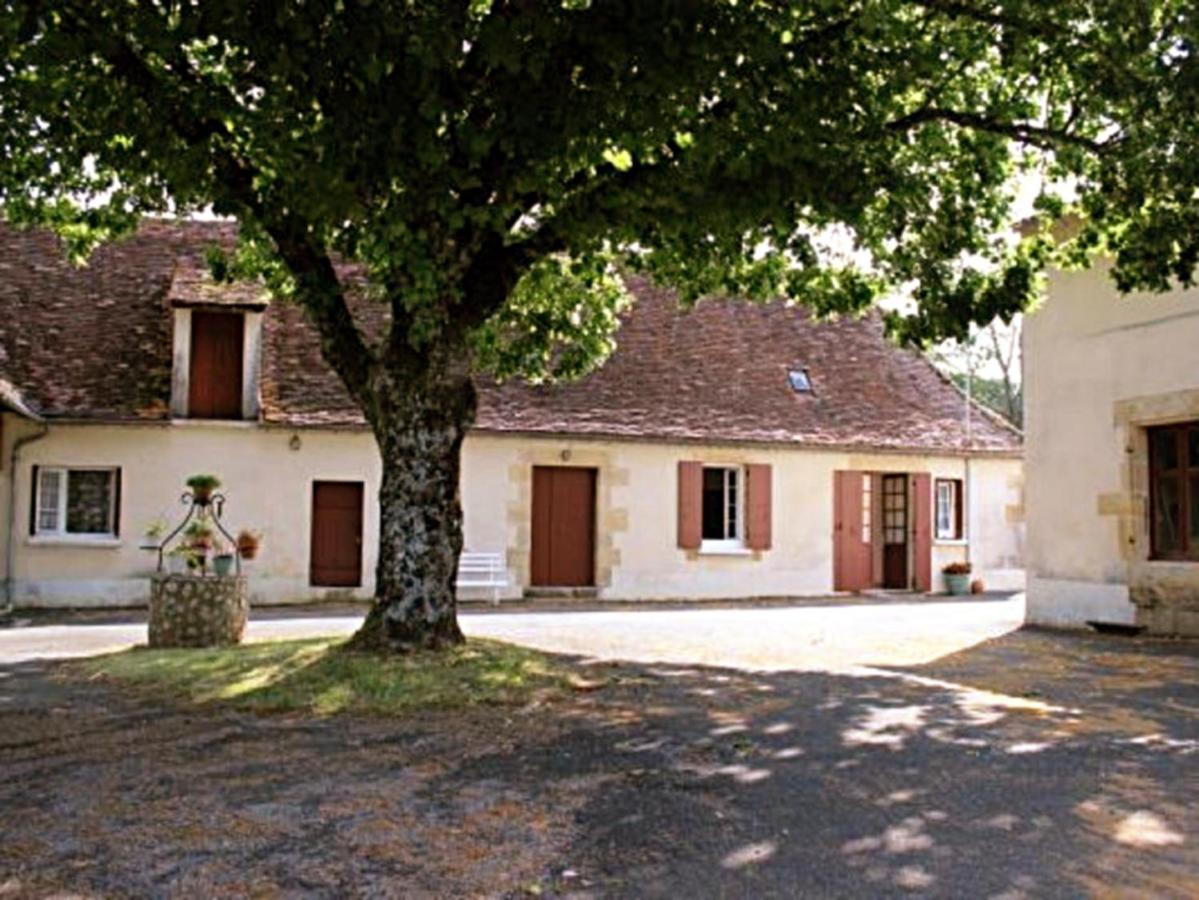 Gite De Champdore Nanthiat Exteriör bild